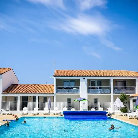 ホリデーパーク Village Passion Re La Blanche Le Bois-Plage-en-Ré