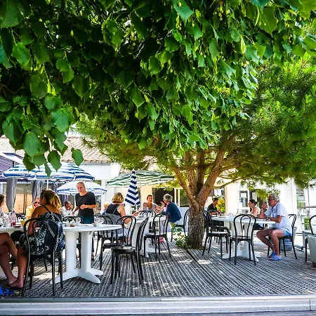 Village Passion Re La Blanche 3*